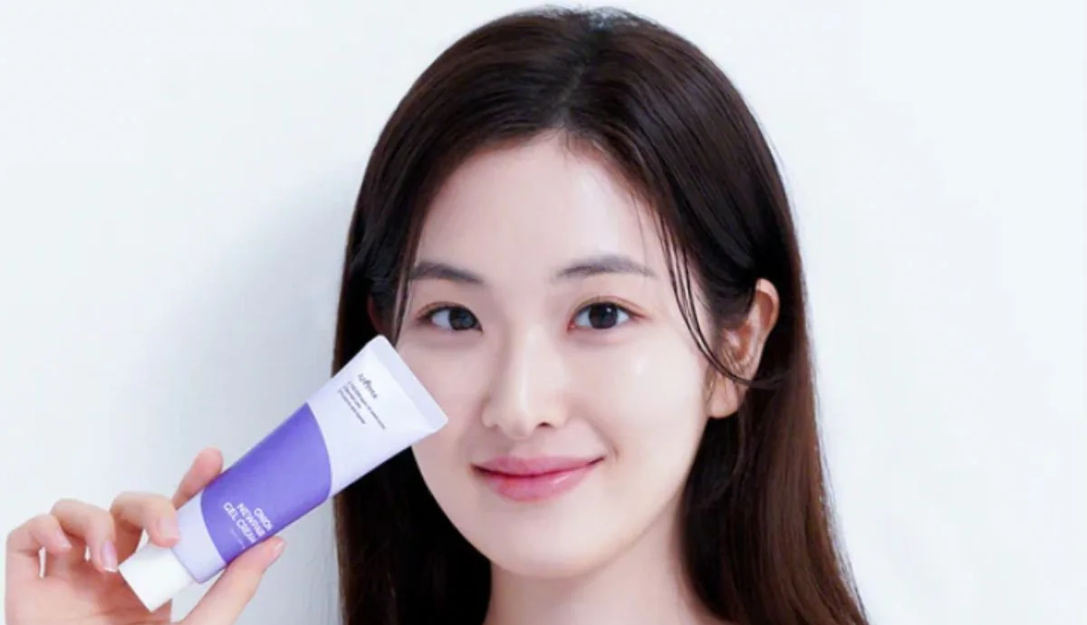 Gamme de soins coréens hydratants et solaires botaniques de la marque Isntree