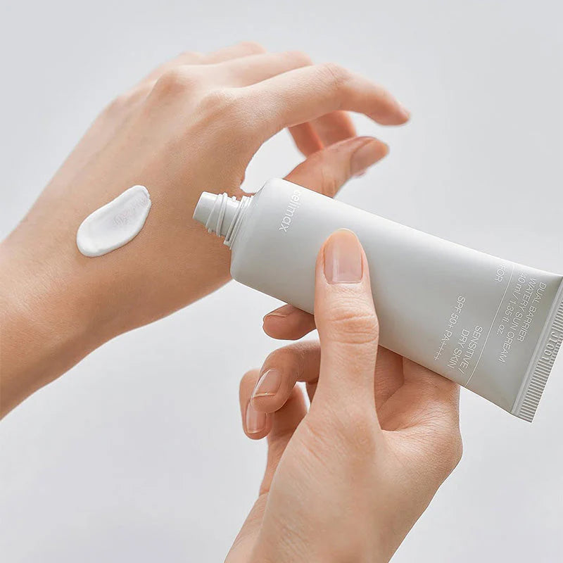 celimax-dual-barrier-watery-sun-cream-spf50-texture-main