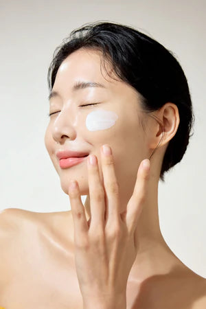 Pore + Dark Spot Brightening Care Sunscreen SPF50+ PA++++