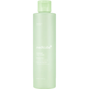 Grand flacon de lotion apaisante Exosome Cica Toner 210ml de la marque Medicube, posé verticalement sur un fond clair et épuré.